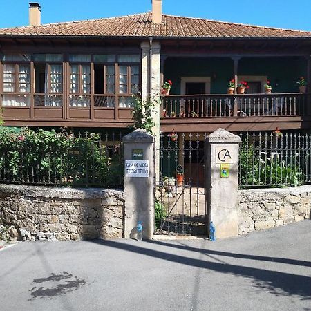 Casa De Aldea Florentina Arenas De Cabrales Eksteriør bilde