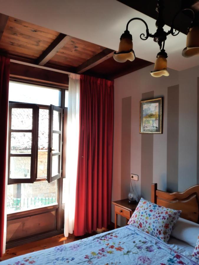 Casa De Aldea Florentina Arenas De Cabrales Eksteriør bilde